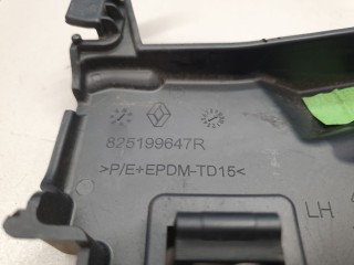 Защитный кожух замка задней левой двери, ориг. номер 825199647R, Renault Sandero 2009-2014