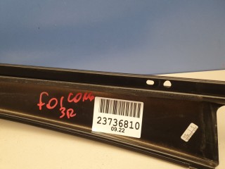 Накладка рамки двери задняя правая, ориг. номер 51357177956, BMW 7 F01 F02 2008-2012