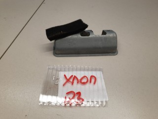 Кронштейн кнопки открывания багажника, ориг. номер 4G5827229, Audi Q3 8U 2014-2018