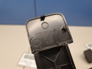 Ручка обшивки двери багажника, ориг. номер LR033657, Land Rover Range Rover Sport 2009-2013