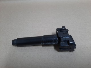 Привод левой форсунки омывателя, ориг. номер 8520833150, Toyota Camry V70