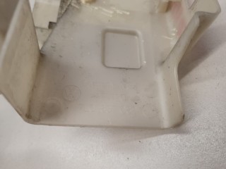 Накладка замка двери передней левой, ориг. номер 7L0837089A, Volkswagen Touareg 2002-2007