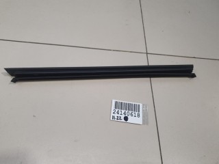 Накладка стекла передней левой двери, ориг. номер 31424365, Volvo XC60 2013-2017