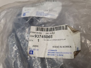 Комплект передних брызговиков, ориг. номер 93745068, Chevrolet Aveo T250 2006-2012