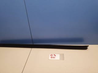 Накладка стекла передней левой двери, ориг. номер A2137250365, Mercedes E-klasse W213 2016-2021
