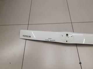 Накладка двери багажника, ориг. номер 7680147070A1, Toyota Prius W30