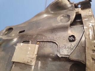 Накладка стекла передней левой двери, ориг. номер 1472044-00-A, Tesla Model X 2015-2021