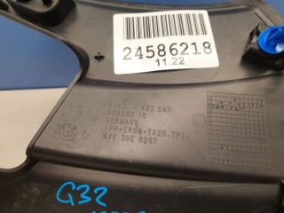 Накладка кассеты спойлера слева, ориг. номер 51627423547, BMW 6 G32 Grand Coupe 2017-2020