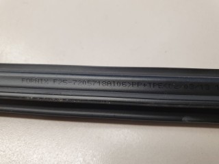 Накладка стекла передней правой двери, ориг. номер 51337205718, BMW X3 F25 2010-2014
