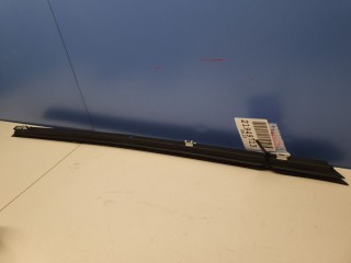 Накладка стекла передней левой двери, ориг. номер 51337344167, Mini Clubman F54 2015-2019