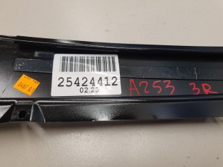 Накладка рамки двери задняя правая, ориг. номер A2536900487, Mercedes GLC-klasse X253 2015-2019