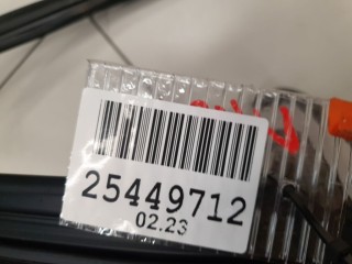 Уплотнитель стекла двери задний левый, ориг. номер 31371808, Volvo V40 (V40 Cross Country)