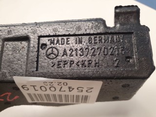 Противоударная набивка передней правой двери, ориг. номер A2137270216, Mercedes E-klasse W213 2016-2021