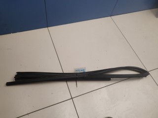 Уплотнитель стекла передней левой двери, ориг. номер 681510K070, Toyota Hilux N125