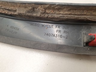 Накладка переднего бампера правая, ориг. номер 7407A316, Mitsubishi Outlander GF