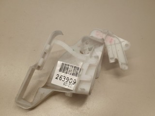 Кронштейн замка двери передний правый, ориг. номер 3C0837868C, Volkswagen Passat B7 2011-2015
