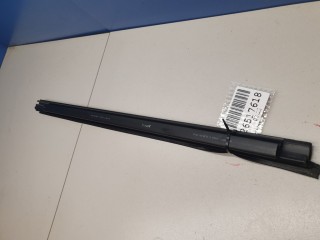 Накладка стекла передней правой двери, ориг. номер 51337178004, BMW 7 F01 F02 2008-2012