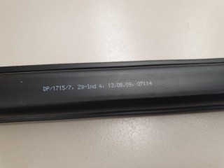 Накладка стекла передней правой двери, ориг. номер 51337178004, BMW 7 F01 F02 2008-2012