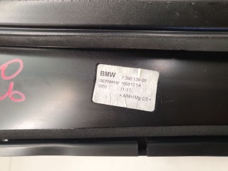 Накладка рамки двери задняя левая, ориг. номер 51357390139, BMW 5 G30 F90 2016-2020