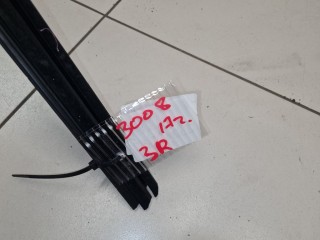 Накладка стекла задней правой двери, ориг. номер 9811247080, Peugeot 3008 P84