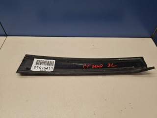 Накладка рамки двери задняя левая, ориг. номер 7576276010, Lexus CT 200H