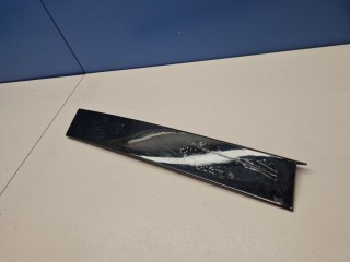 Накладка стекла заднего правого глухого, ориг. номер A1666700287, Mercedes GL-klasse X166 GL GLS 2012-2016