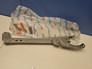 Кронштейн панели радиатора центральный, ориг. номер L8401107, Lifan Breez 520 2006-2014