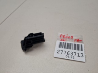 Уплотнитель стекла передней левой двери, ориг. номер 6815147062, Toyota Prius W50