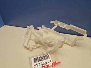 Кронштейн замка двери передний левый, ориг. номер 3C8837867A, Volkswagen Passat CC 2012-2017