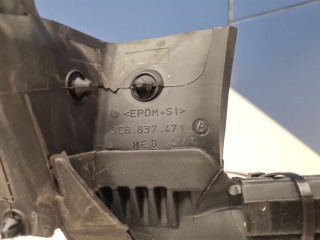 Накладка стекла передней левой двери, ориг. номер 3C8837471B5AP, Volkswagen Passat CC 2012-2017