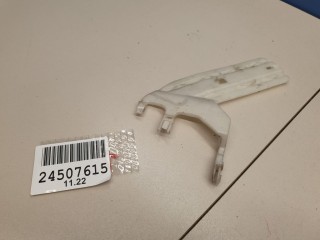 Кронштейн обшивки двери задней правой, ориг. номер 834943Z000, Hyundai i40 2011-2015