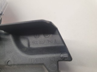 Защитный кожух замка задней правой двери, ориг. номер 5K0837350A, Volkswagen Golf 6 2008-2012