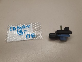 Датчик Airbag, ориг. номер 8983A33010, Toyota Camry V70