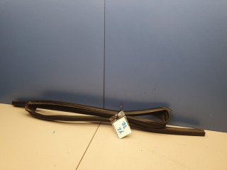 Уплотнитель стекла двери задний правый, ориг. номер 5735A316, Mitsubishi Outlander CW XL