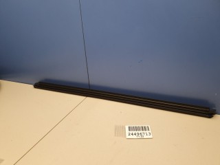 Накладка стекла передней правой двери, ориг. номер A2137250465, Mercedes E-klasse W213 2016-2021