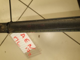 Накладка стекла передней левой двери, ориг. номер 7P0837477F, Porsche Cayenne 958 2010-2014