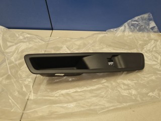 Накладка обшивки двери передней правой, ориг. номер 98243015ZD, Peugeot Traveller 2016-2024