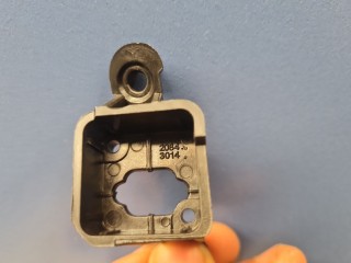Кронштейн камеры кругового обзора, ориг. номер 963C64CA8A, Nissan X-Trail T32 2013-2019
