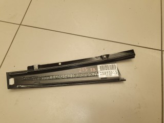 Накладка рамки двери задняя правая, ориг. номер A2136900487, Mercedes E-klasse W213 2016-2021