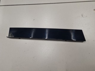 Накладка стекла заднего правого глухого, ориг. номер A1666700287, Mercedes GL-klasse X166 GL GLS 2012-2016