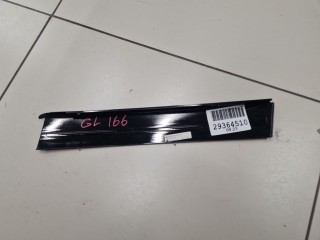 Накладка стекла заднего правого глухого, ориг. номер A1666700287, Mercedes GL-klasse X166 GL GLS 2012-2016