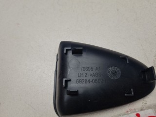 Накладка обшивки двери задней левой, ориг. номер 6928405020, Toyota Avensis T27 2011-2015