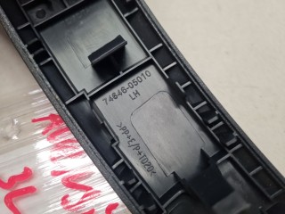 Накладка обшивки двери задней левой, ориг. номер 7464605010, Toyota Avensis T27 2011-2015