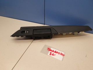 Накладка обшивки двери задней левой, ориг. номер 7P6868139CLE9, Volkswagen Touareg 2010-2014