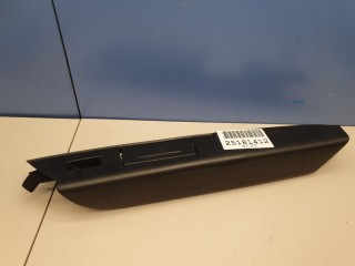 Накладка обшивки двери задней правой, ориг. номер 7P6868140CLE9, Volkswagen Touareg 2010-2014