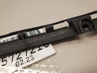 Кронштейн уплотнителя двери передней левой, ориг. номер 4F0831345E, Audi A6 C6 2004-2008