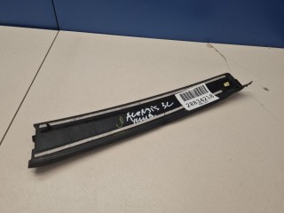 Накладка рамки двери задняя левая, ориг. номер 7570805010, Toyota Avensis T27 2011-2015