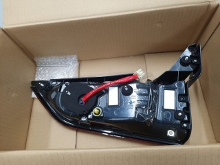 Фонарь в крышку левый, ориг. номер 8159160420, Lexus LX 570 URJ200 2007-2012