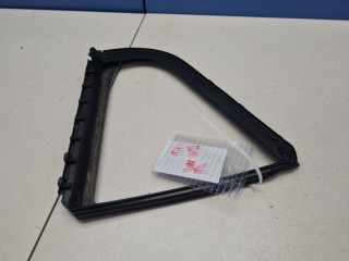 Уплотнитель стекла двери задний левый, ориг. номер 6818933050, Lexus ES SV40