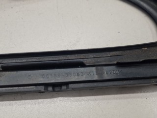 Уплотнитель стекла двери задний левый, ориг. номер 6818933050, Lexus ES SV40